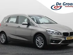 Grijs Gebruikt 2017 BMW 218 Executive Stationwagen | € 12.950 (Eerlijke prijs)
