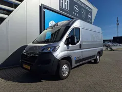 Grijs Gebruikt 2024 Opel Movano Van | € 22.840 (Super prijs)