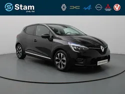 Zwart metallic Gebruikt 2022 Renault Clio V Evolution Hatchback | € 15.990 (Eerlijke prijs)