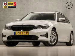 Wit Gebruikt 2021 BMW 330e Executive Stationwagen | € 23.945 (Super prijs)