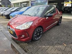 Rood Gebruikt 2011 Citroën DS3 So Chic Hatchback | € 6.999 (Eerlijke prijs)