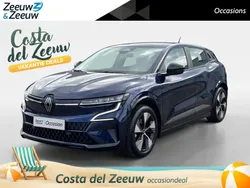 Bleu nocturne rre Gebruikt 2023 Renault Mégane Evolution Hatchback | € 30.735 (Eerlijke prijs)