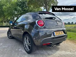 Grijs Gebruikt 2015 Alfa Romeo MiTo Distinctive Hatchback | € 8.240 (Eerlijke prijs)