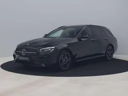 Zwart Gebruikt 2022 Mercedes E300 AMG line Stationwagen | € 42.750 (Eerlijke prijs)