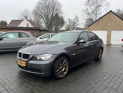 Bruin Gebruikt 2008 BMW 320 Sedan | € 5.450 (Eerlijke prijs)
