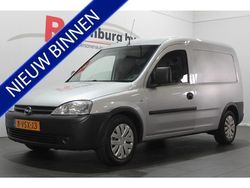 Grijs Gebruikt 2012 Opel Combo MPV | € 2.945 (Eerlijke prijs)