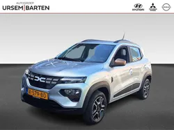 Licht grijs metallic Gebruikt 2023 Dacia Spring Extreme Hatchback | € 12.930 (Eerlijke prijs)