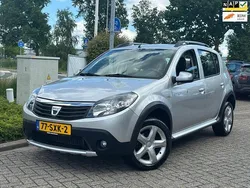 Grijs Gebruikt 2012 Dacia Sandero Stepway Hatchback | € 6.750 (Eerlijke prijs)