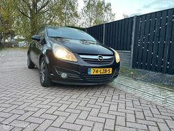 Zwart Gebruikt 2010 Opel Corsa Edition Hatchback | € 2.450 (Eerlijke prijs)