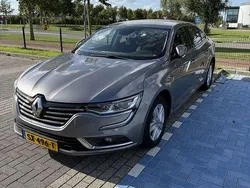 Grijs Gebruikt 2018 Renault Talisman Zen Sedan | € 15.999 (Eerlijke prijs)