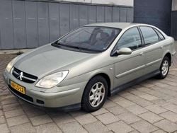 Groen Gebruikt 2003 Citroën C5 Exclusive Hatchback | € 1.500