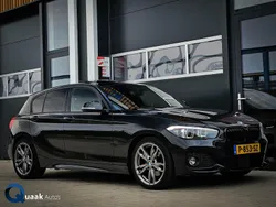 Zwart Gebruikt 2019 BMW 120 Shadowline Hatchback | € 19.950