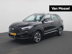 Zwart Gebruikt 2023 MG ZS Luxury Sedan | € 21.444 (Eerlijke prijs)