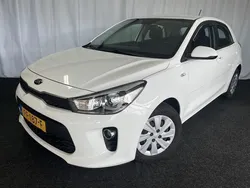 Wit Gebruikt 2017 Kia Rio Hatchback | € 9.995 (Goede deal)