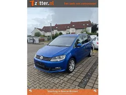 , metallic lak Gebruikt 2017 VW Sharan Highline MPV | € 24.900 (Goede deal)
