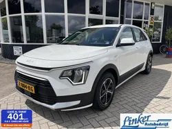Wit Gebruikt 2024 Kia Niro Comfort SUV | € 30.649 (Eerlijke prijs)