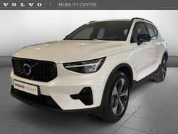 Wit Gebruikt 2025 Volvo XC40 Plus SUV | € 42.995 (Eerlijke prijs)