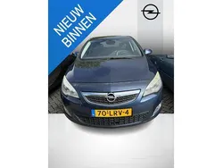 Blauw Gebruikt 2010 Opel Astra Cosmo Hatchback | € 3.499 (Eerlijke prijs)