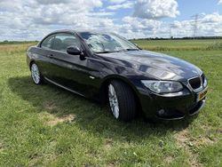 Zwart Gebruikt 2014 BMW 320 Cabriolet Exclusive Cabriolet | € 16.900 (Eerlijke prijs)