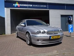 Grijs, metallic lak Gebruikt 2002 Jaguar X-type Sedan | € 14.950