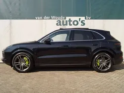 Zwart, metallic lak Gebruikt 2020 Porsche Cayenne Chrono SUV | € 89.900 (Duur)