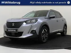 Grijs Gebruikt 2020 Peugeot e-2008 Allure SUV | € 16.925 (Goede deal)