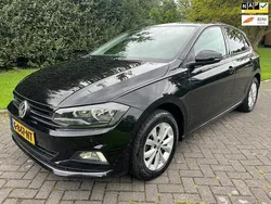 Zwart Gebruikt 2018 VW Polo Highline Hatchback | € 12.750 (Eerlijke prijs)