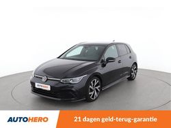Zwart (metallic) Gebruikt 2021 VW Golf VIII Style Hatchback | € 26.349 (Eerlijke prijs)