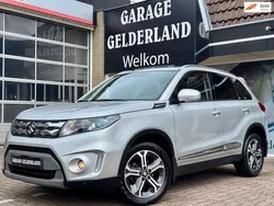Grijs Gebruikt 2016 Suzuki Vitara SUV | € 17.700 (Eerlijke prijs)