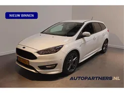 Wit Gebruikt 2018 Ford Focus Stationwagen | € 8.950 (Duur)