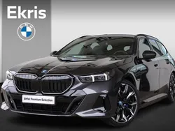 Grijs Gebruikt 2025 BMW 530e M Sport Stationwagen | € 82.950