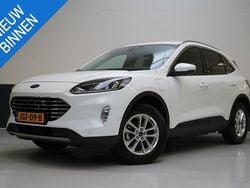 Wit Gebruikt 2022 Ford Kuga Titanium SUV | € 24.995 (Super prijs)