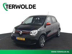 Noir etoilé gne (donker zwart) Gebruikt 2020 Renault Twingo Collection Hatchback | € 9.945 (Eerlijke prijs)