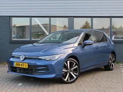 Blauw Nieuw 2025 VW Golf VIII Edition Hatchback | € 36.450 (Super prijs)