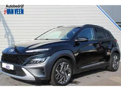 Phantom black (zwart metallic) Gebruikt 2022 Hyundai Kona SUV | € 24.945 (Iets duurder)