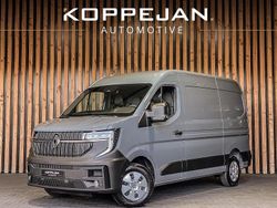 Grijs Gebruikt 2024 Renault Master Van | € 37.850 (Eerlijke prijs)
