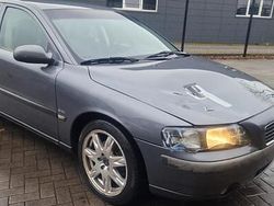 Grijs Gebruikt 2004 Volvo S60 Sedan | € 850 (Super prijs)