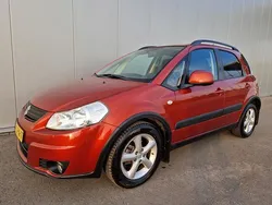 Oranje Gebruikt 2008 Suzuki SX4 MPV | € 4.950 (Eerlijke prijs)