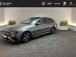 Grijs Gebruikt 2021 Mercedes E200 Business Stationwagen | € 37.495 (Goede deal)