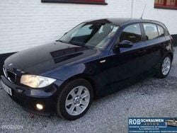 Blauw Gebruikt 2006 BMW 118 Executive Hatchback | € 6.350