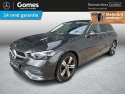 Grijs, metallic lak Gebruikt 2024 Mercedes C180 Luxury Stationwagen | € 38.950 (Super prijs)