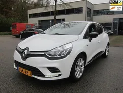 Wit Gebruikt 2018 Renault Clio IV LIMITED Hatchback | € 9.499 (Eerlijke prijs)
