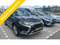Zwart Gebruikt 2018 Mitsubishi Outlander P-HEV SUV | € 21.950 (Iets duurder)