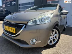 Grijs Gebruikt 2012 Peugeot 208 Allure Hatchback | € 4.299 (Goede deal)