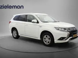 Wit Gebruikt 2020 Mitsubishi Outlander P-HEV SUV | € 20.645 (Super prijs)