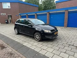 Zwart Gebruikt 2010 VW Polo Comfortline Hatchback | € 3.100 (Eerlijke prijs)