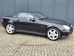 Zwart Gebruikt 1999 Mercedes SLK200 Cabriolet | € 1.999 (Super prijs)