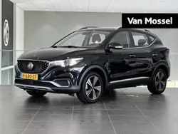 Zwart Gebruikt 2020 MG ZS Luxury Sedan | € 15.995 (Eerlijke prijs)