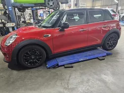 Rood Gebruikt 2015 Mini Cooper Business Hatchback | € 13.950 (Eerlijke prijs)