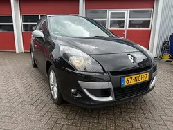 Zwart Gebruikt 2010 Renault Scénic III MPV | € 4.450